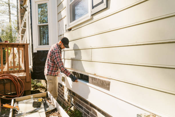 Trusted Storm Damage Siding Repair service in Aurora, IN - Creative Siding